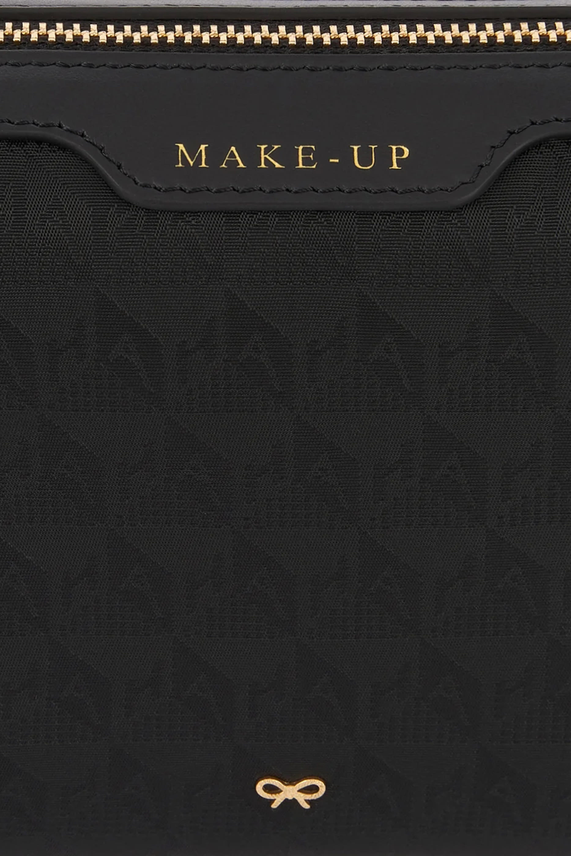 Logo Small Make-Up Pouch