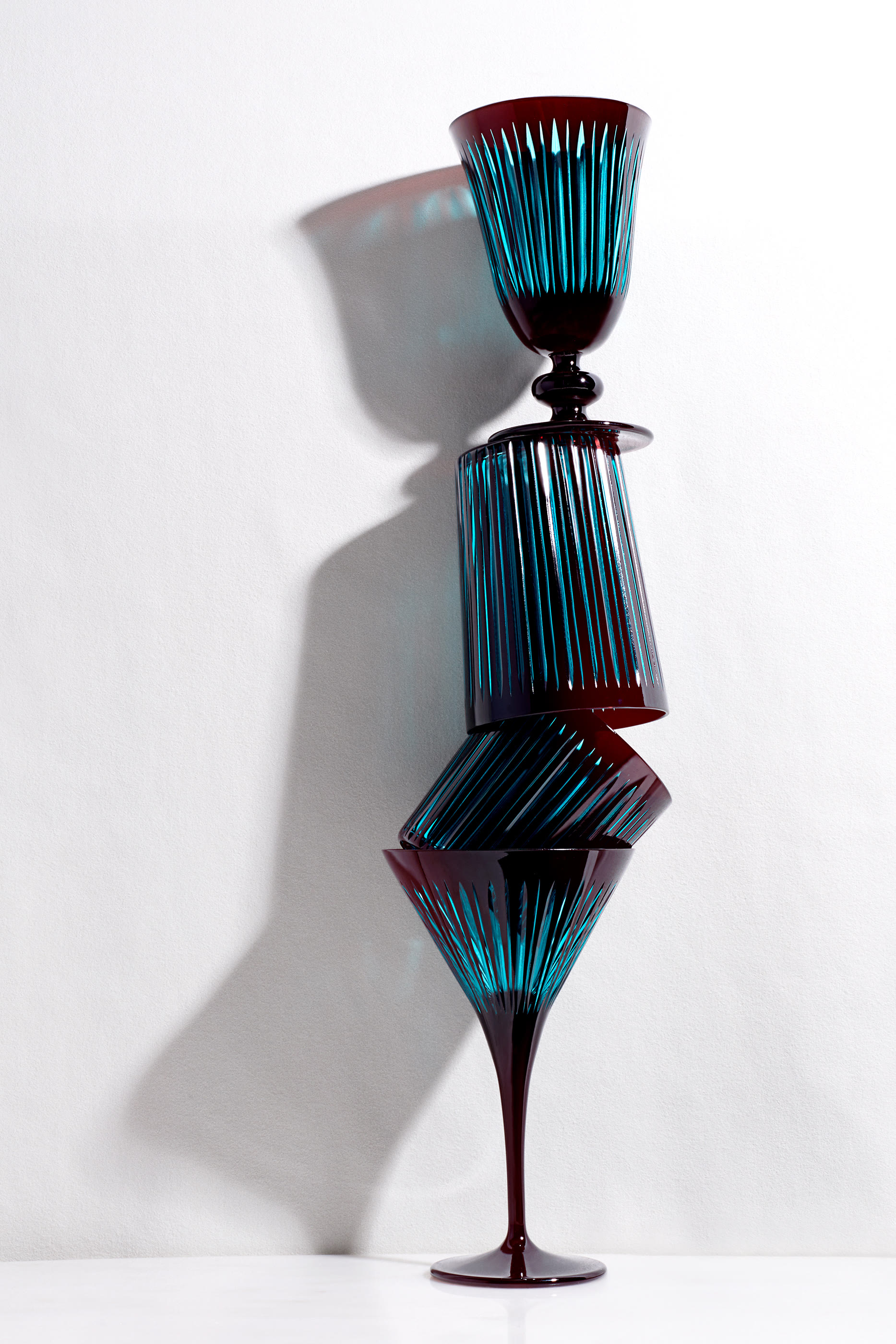 Prism Martini Glass Bordeaux, Set of 4