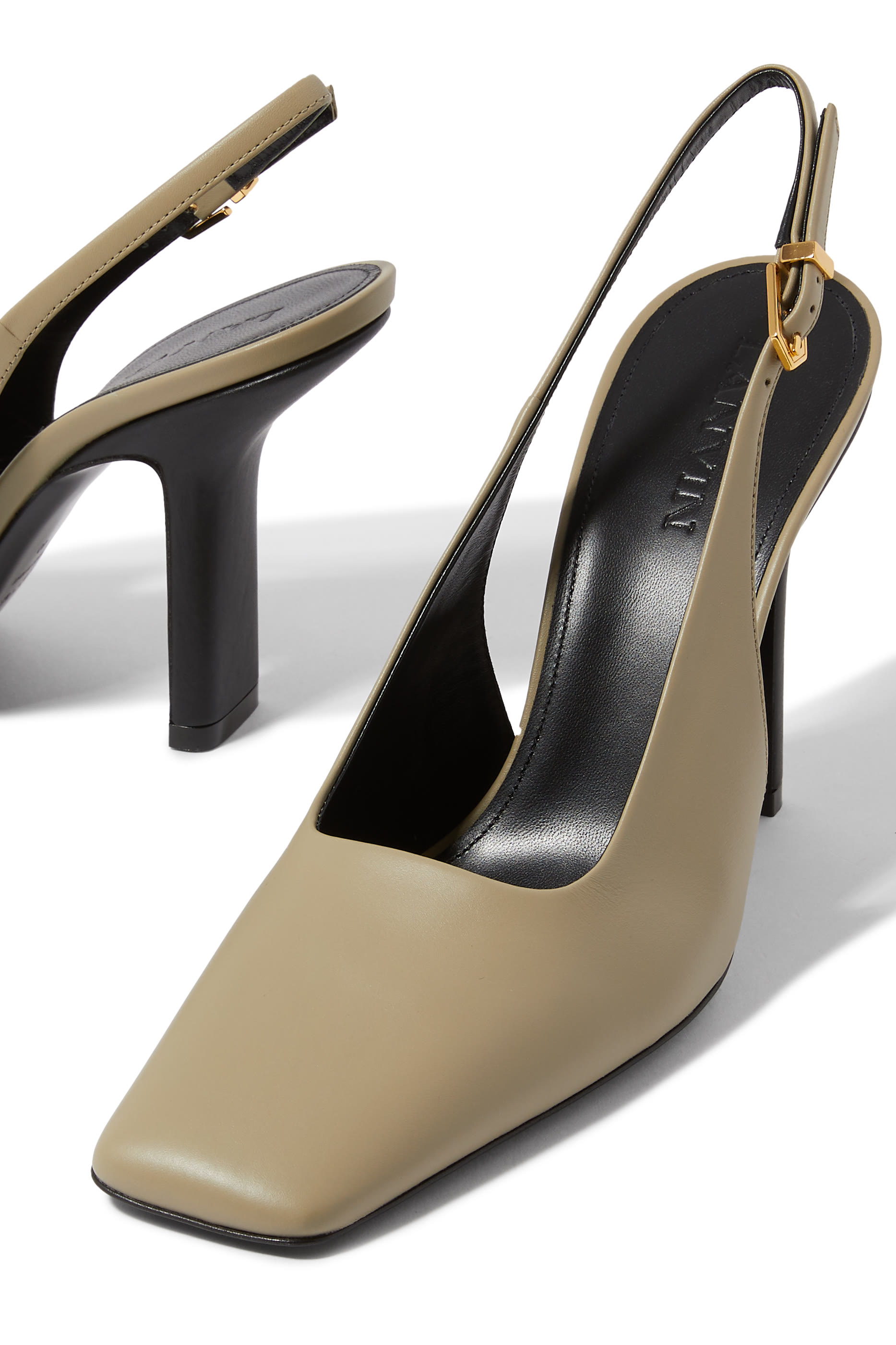 Mesure 105 Leather Pumps