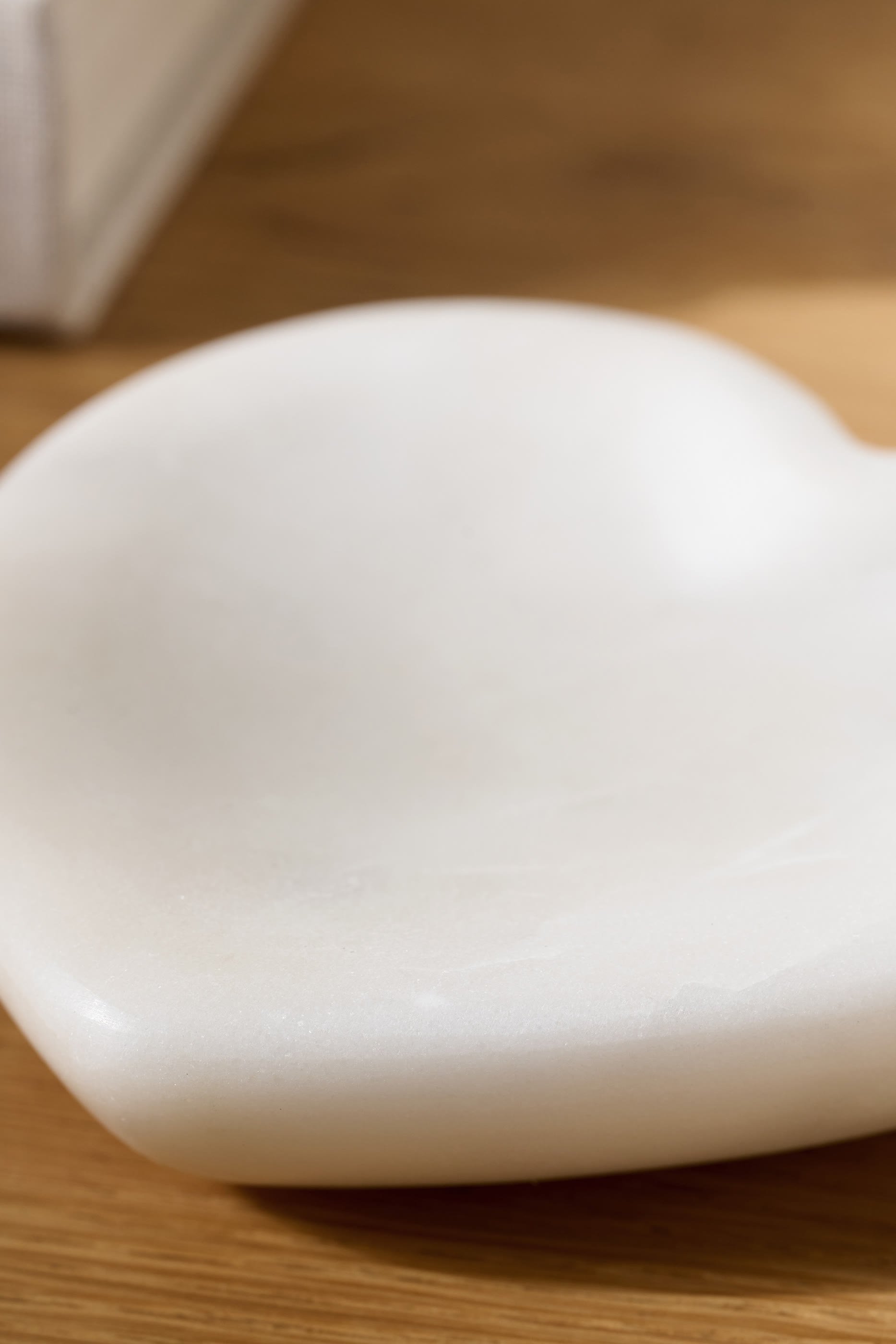 White Marble Heart Dish
