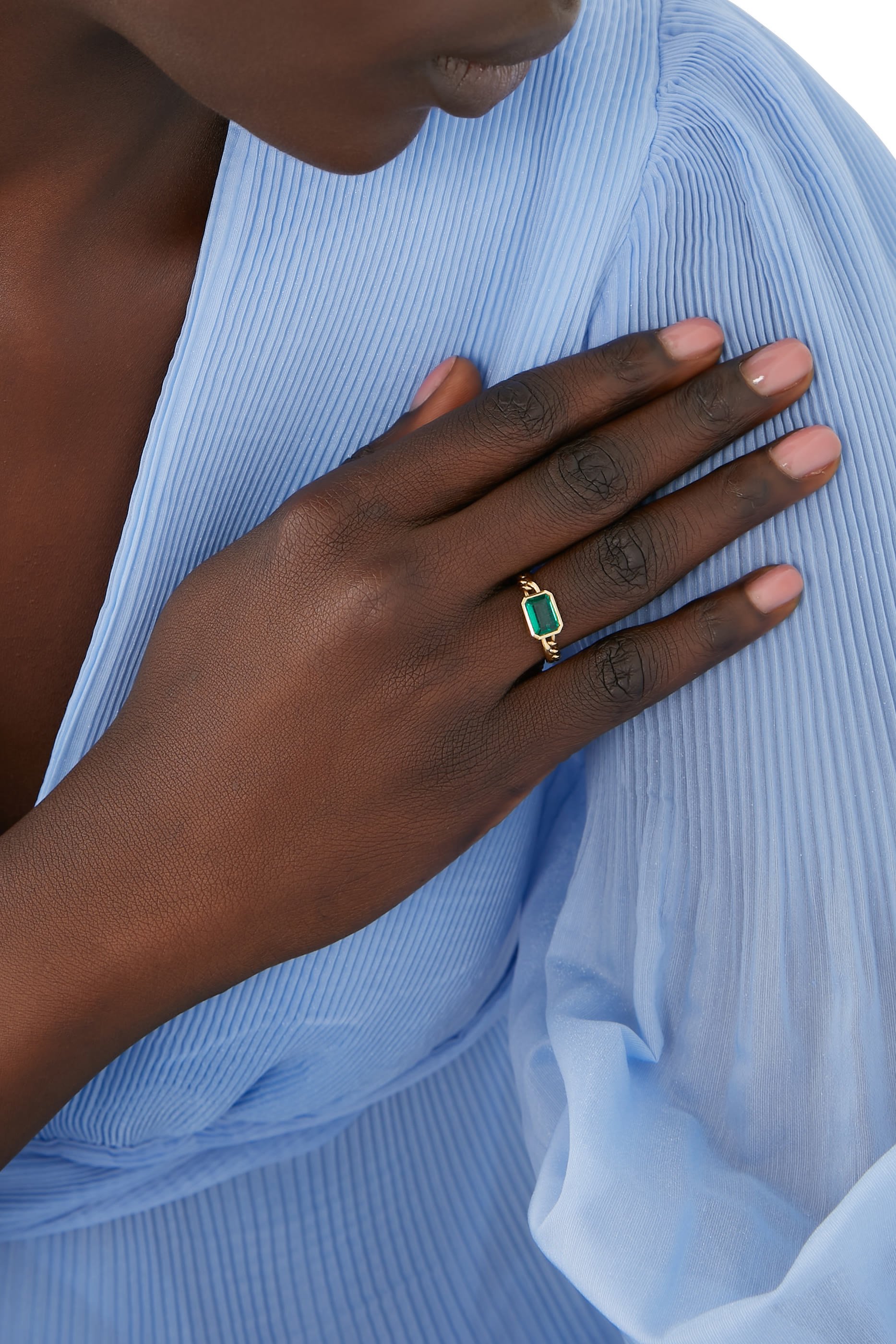 Vintage Thick Chain, 18k Yellow Gold & Emerald