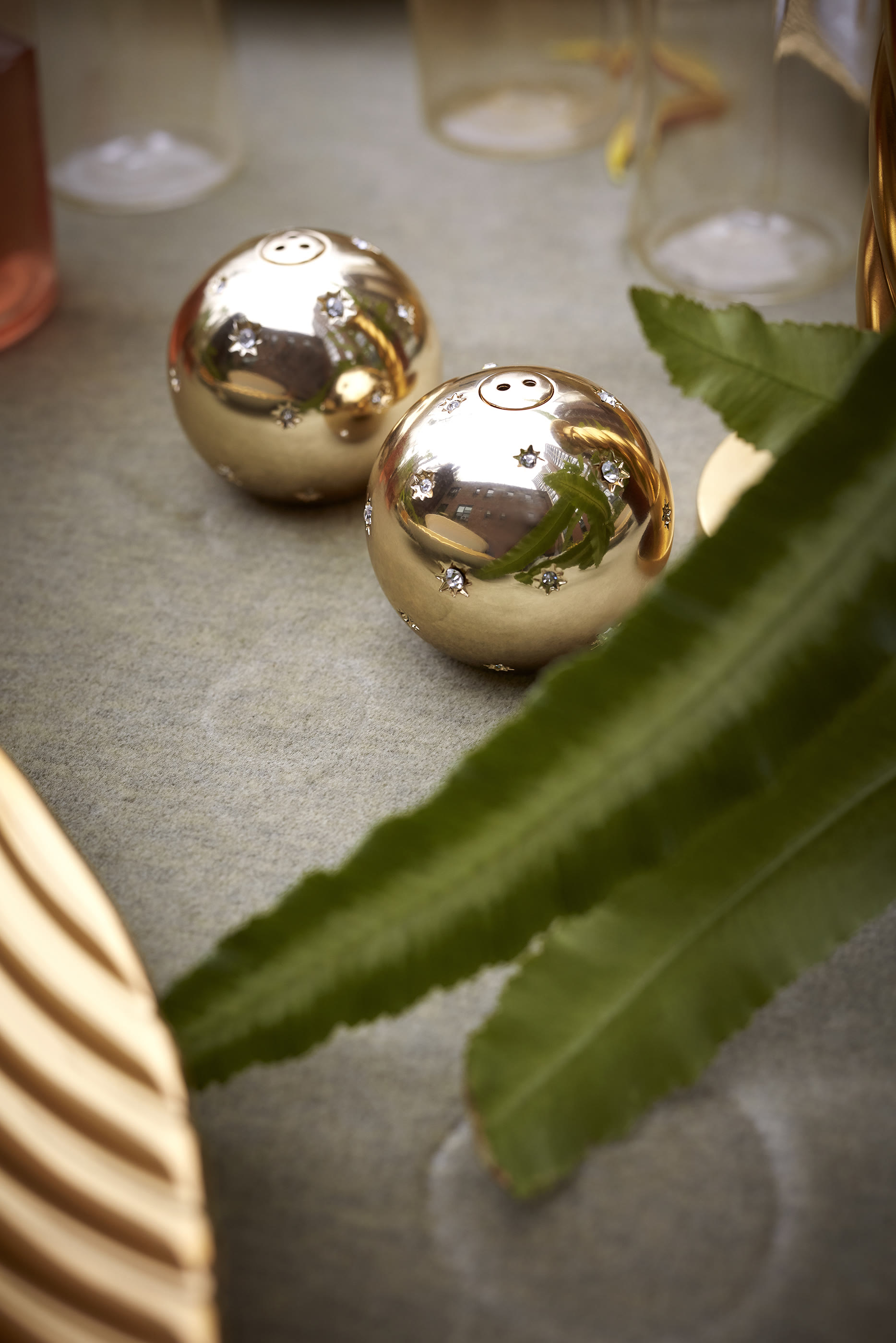 Stars Spice Jewels Salt and Pepper Shakers