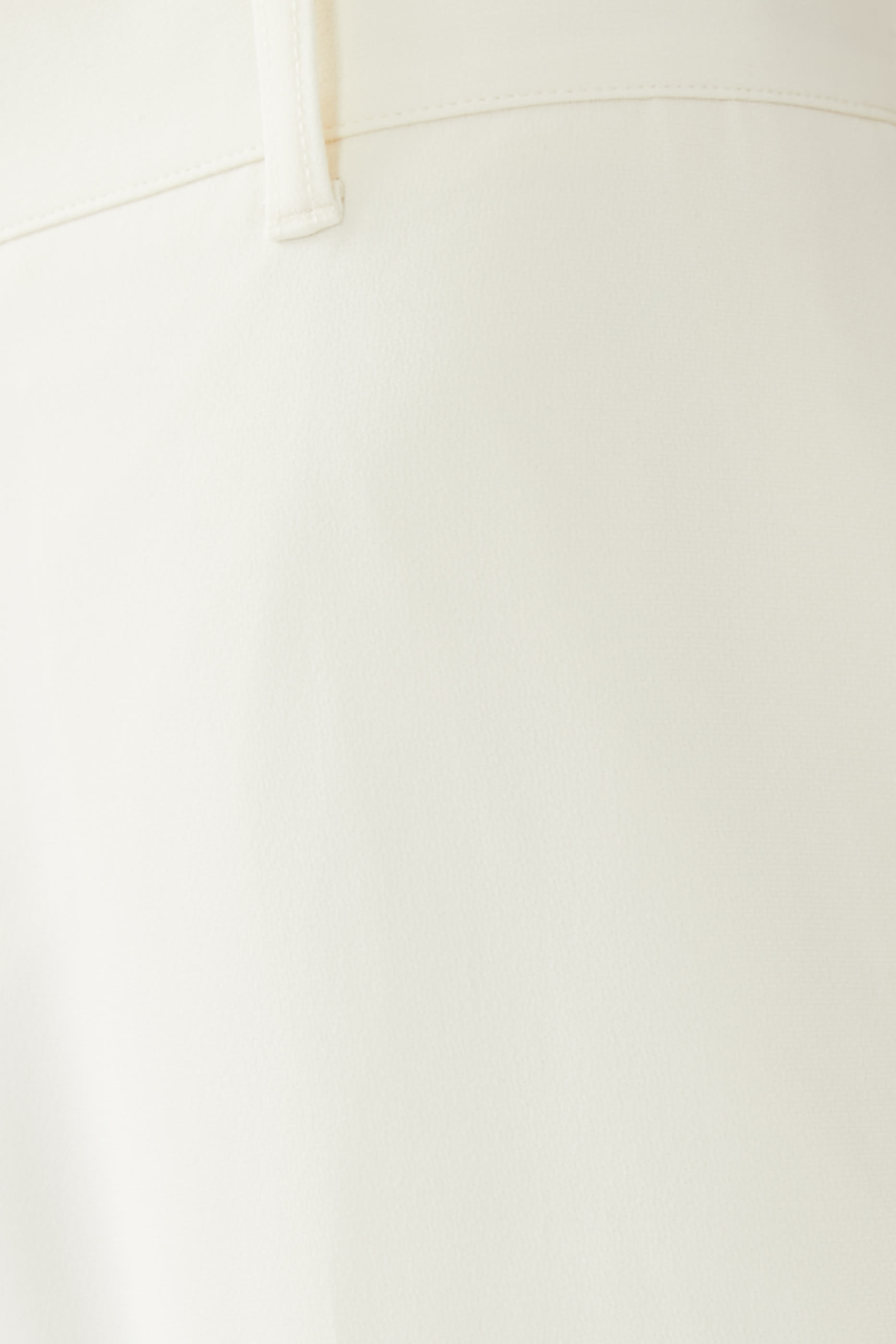 Low-Waist Slim Trousers