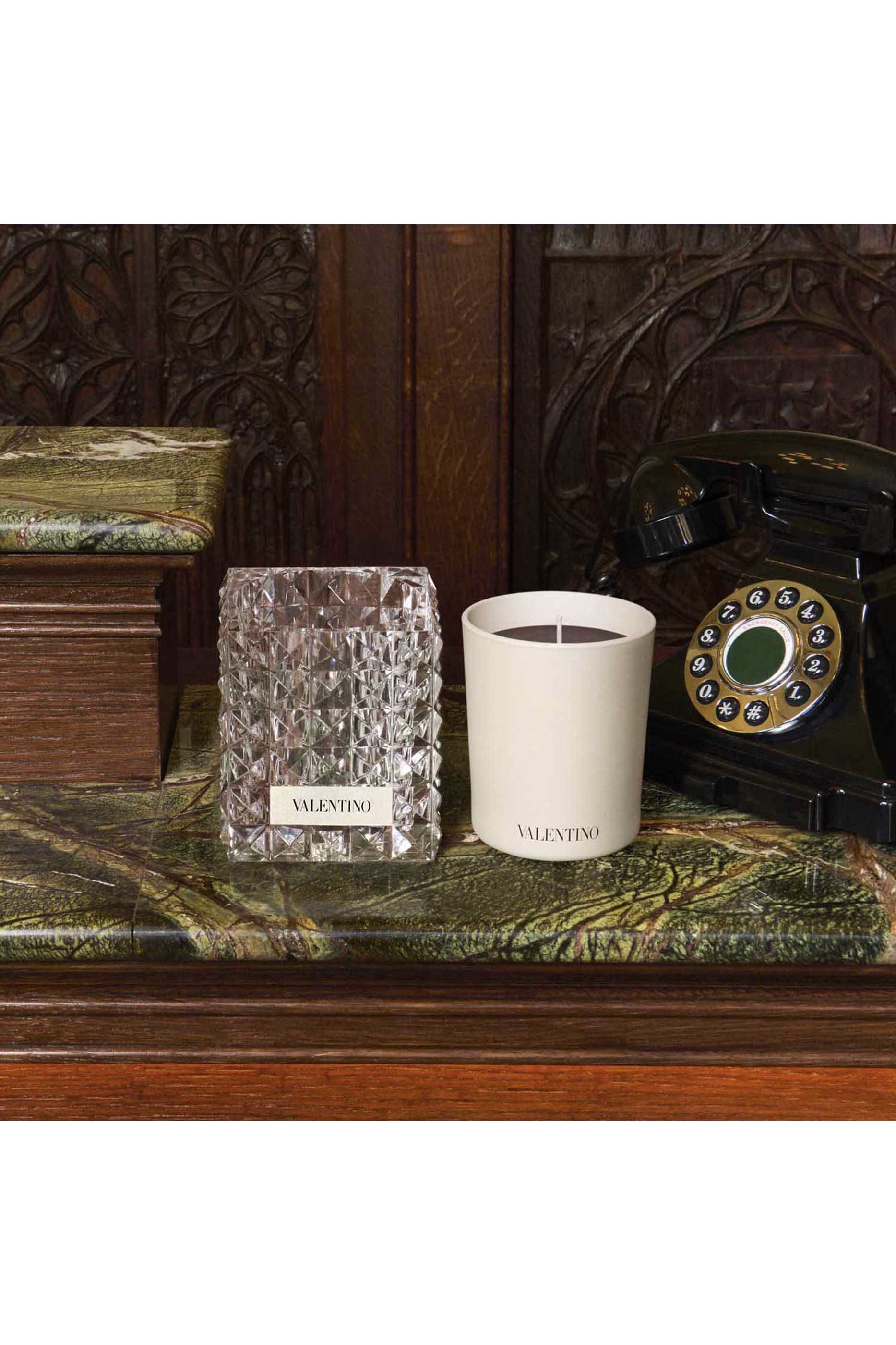 Cire Noir Scented Candle