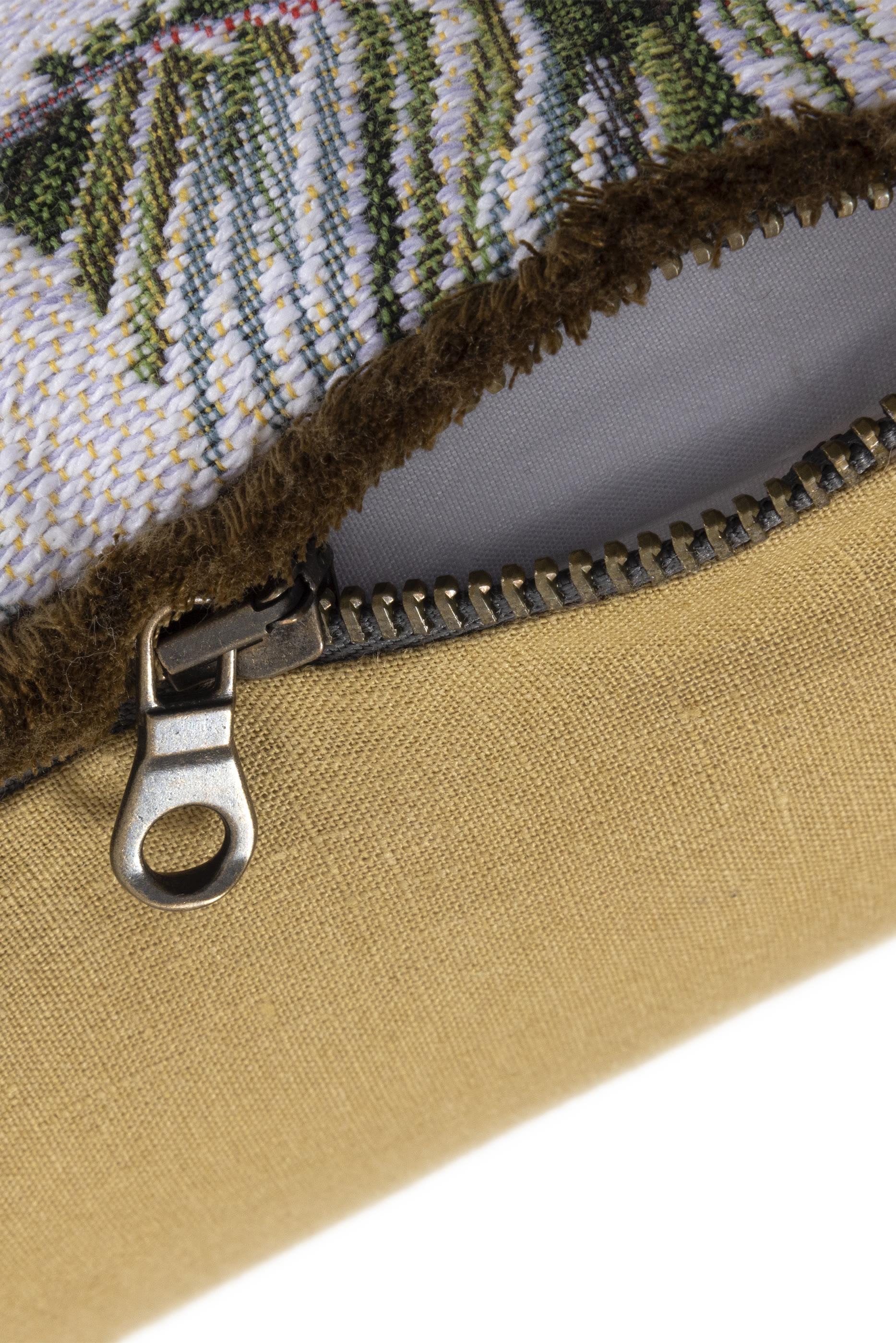 Hannibal Kaolin Cushion