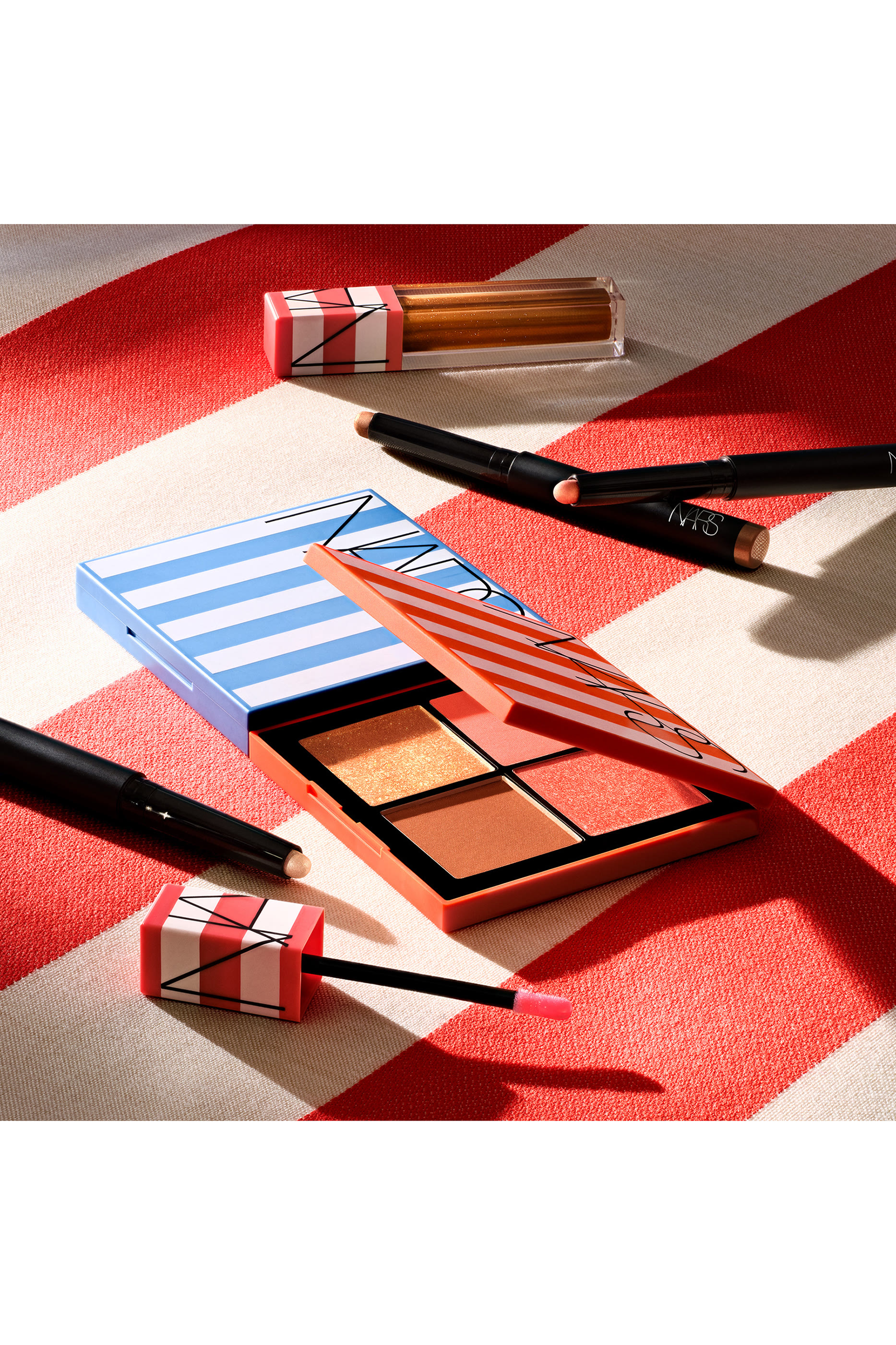 Total Seduction Eyeshadow Stick