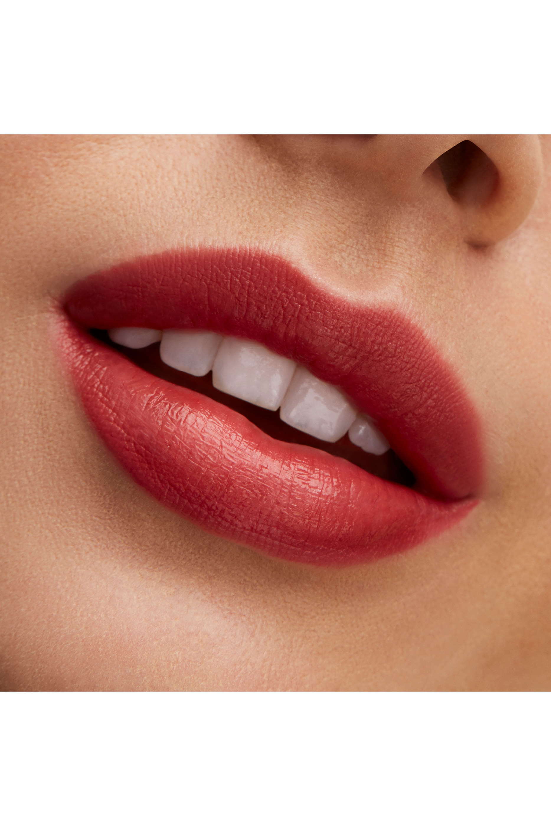 Lustreglass Sheer-Shine Lipstick 