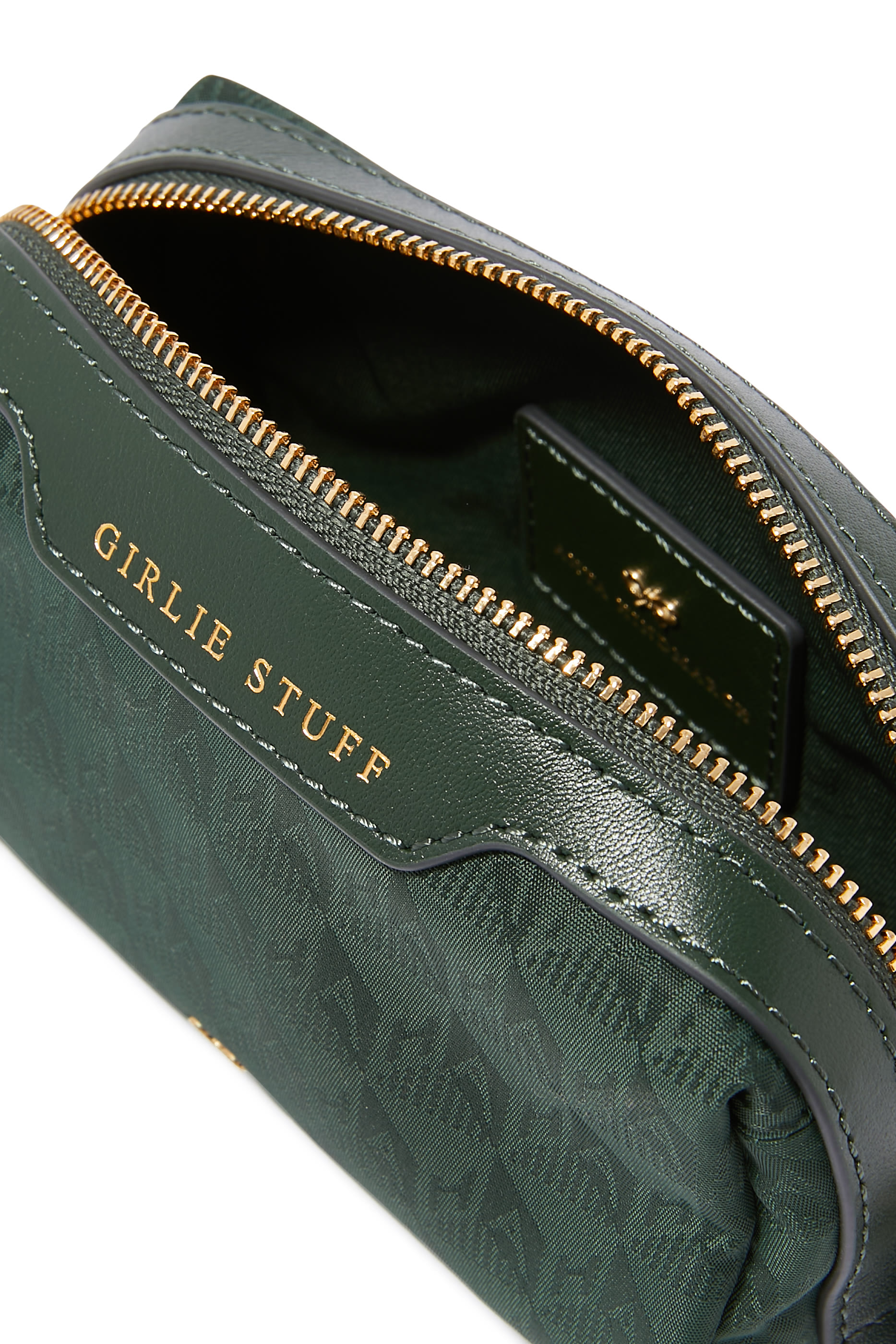 Logo Girlie Stuff Pouch