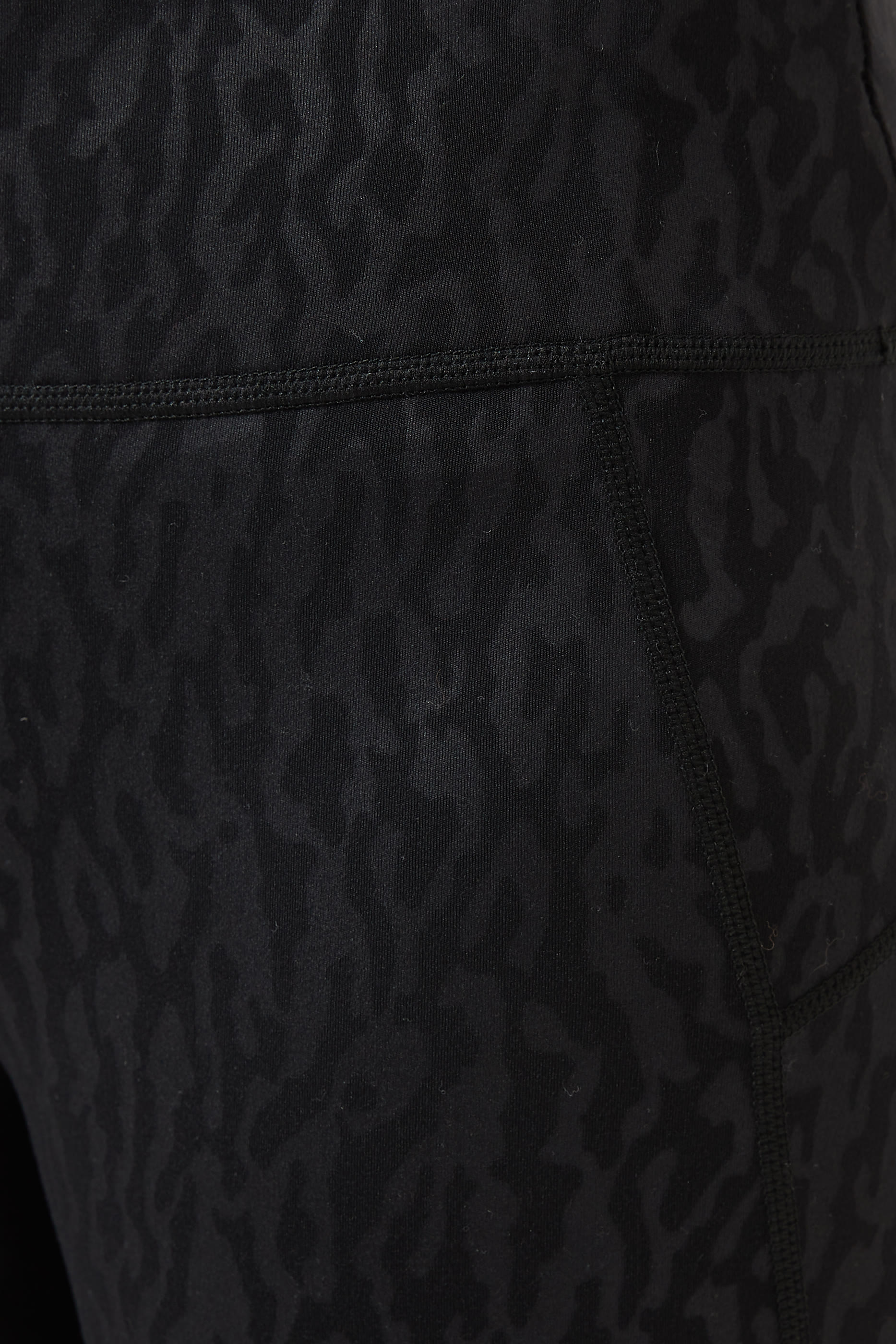 All Day Embossed Leggings