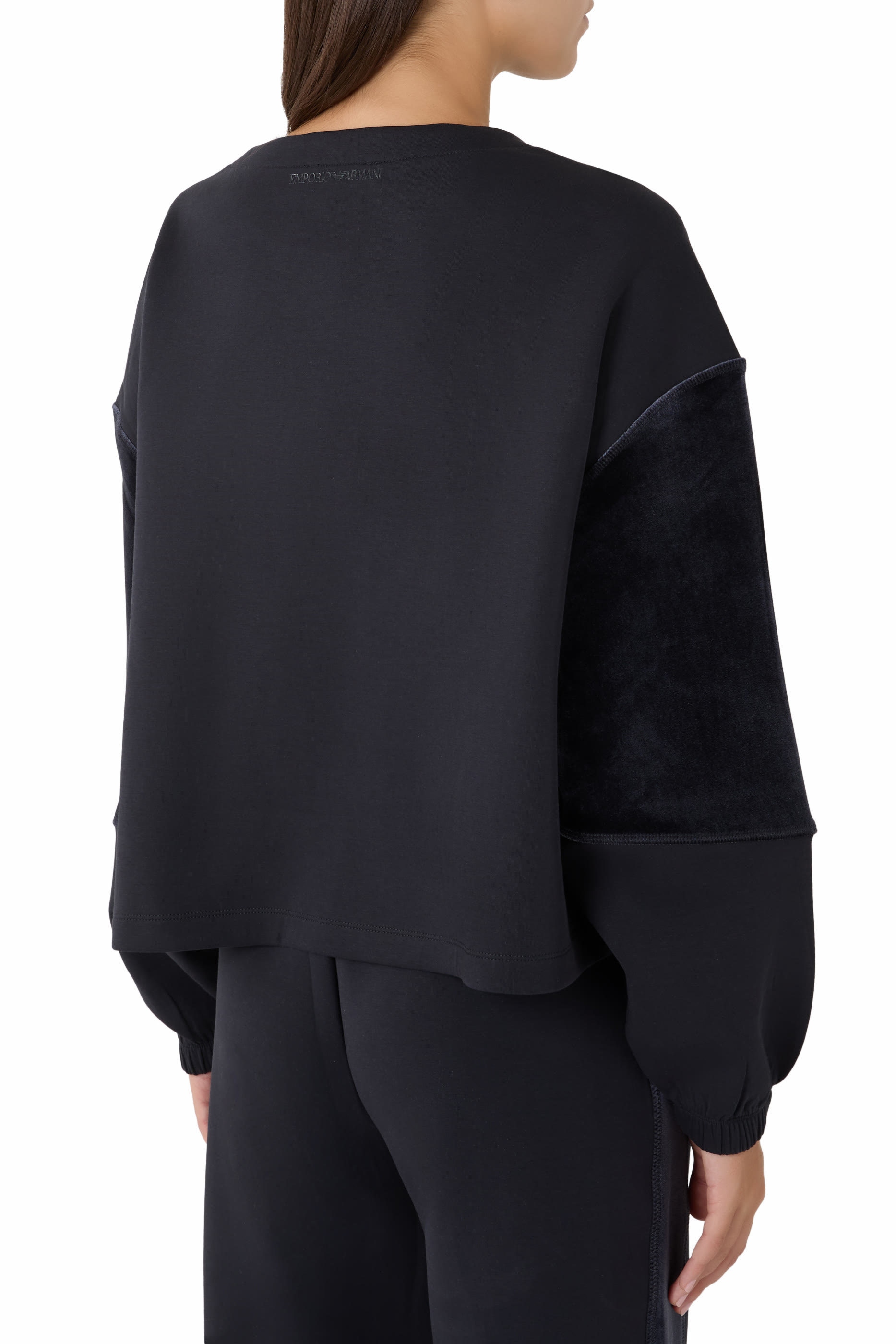 Tape Travel Essential Sweatshirt
