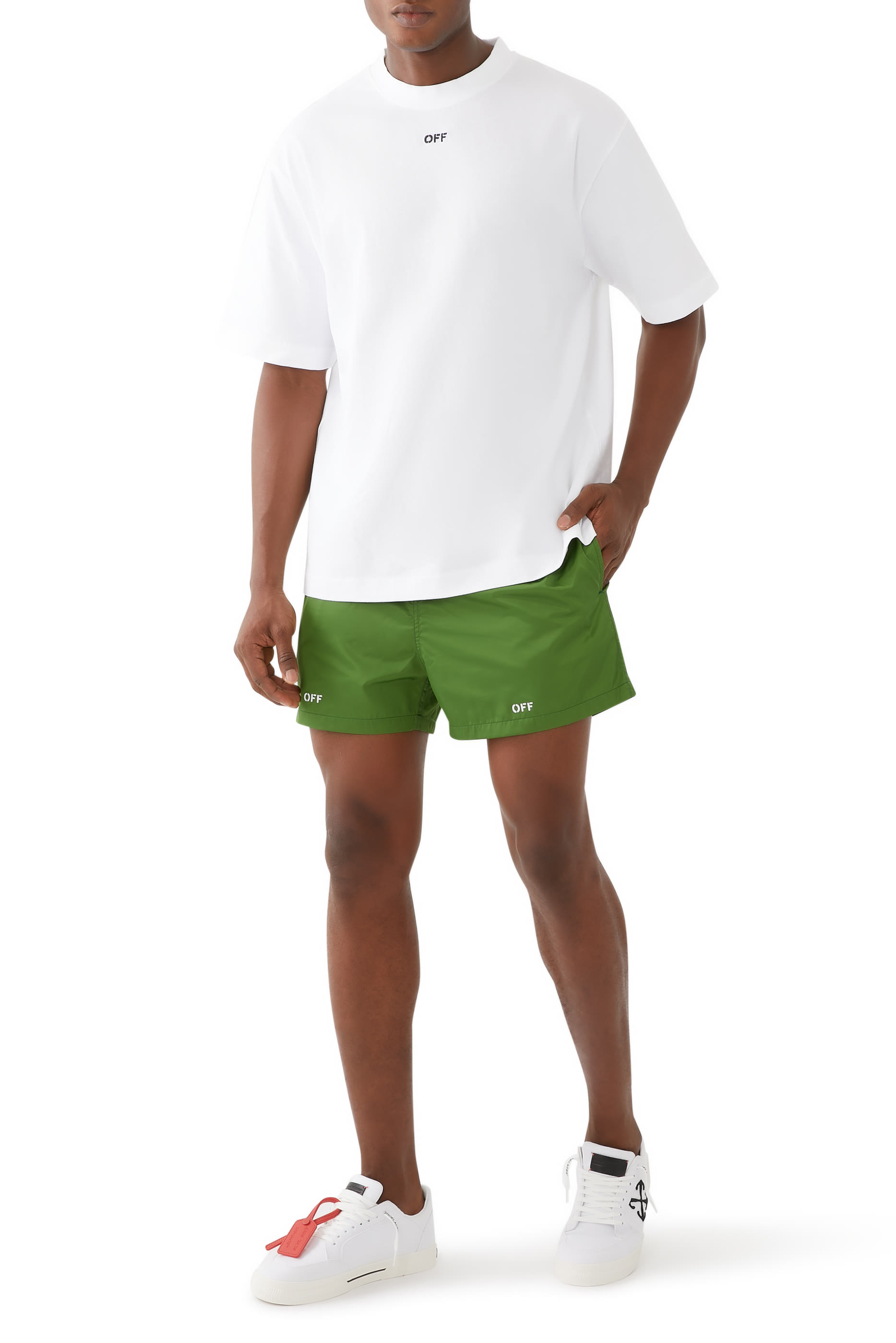 Vulcanized Contrasting-Tag Sneakers