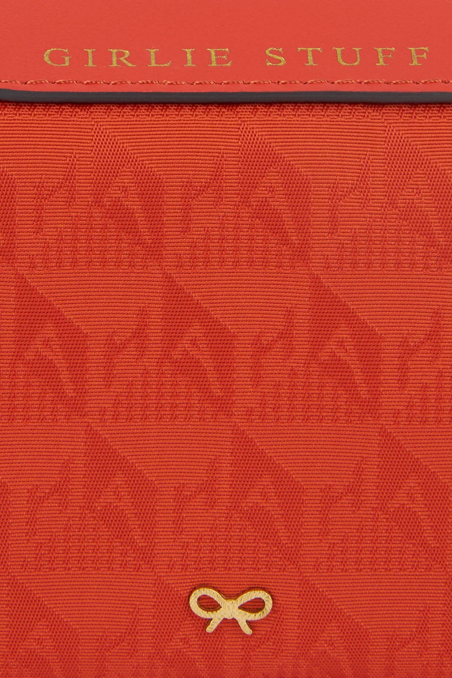 Logo Girlie Stuff Pouch